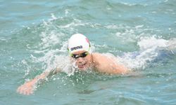 Samsun'da 19 Mayıs Uluslararası Açık Su Yüzme Yarışı Başladı