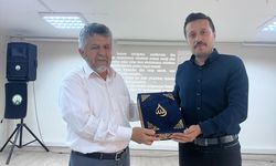Hatay'ın Emektar Öğretmeni Mehmet İlmisev Kılaç Emekliye Ayrıldı