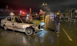 Kayseri'de Servis Minibüsü ile Otomobilin Çarpışması: 11 Yaralı