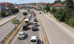 Ankara-Samsun Kara Yolunda Bayram Trafik Yoğunluğu Devam Ediyor