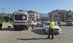 Karabük'te İki Ayrı Trafik Kazası: 2 Kişi Yaralandı