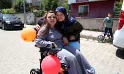 Kastamonu'da Örnek Dayanışma: Engelli Nurcan Kaya'ya Akülü Tekerlekli Sandalye Hediyesi