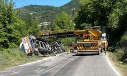 Sinop'un Türkeli İlçesinde LPG Yüklü Tanker Devrildi