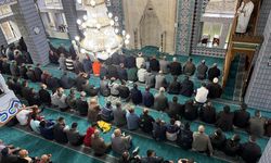 Ardahan'da Kurban Bayramı Namazı Merkez Camisi'nde Kılındı