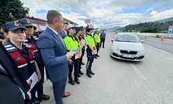 Düzce ve Karabük Valileri Bayram Trafiği Denetimlerine Katıldı