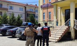 Sakarya'da Göçmen Kaçakçılığı Operasyonu: 21 Şüpheli Gözaltına Alındı, 39 Düzensiz Göçmen Yakalandı