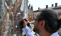 Sümela Manastırı'nın freskleri restorasyonla gün yüzüne çıkarılıyor