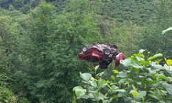 Trabzon'da dereye yuvarlanan otomobilin sürücüsü öldü