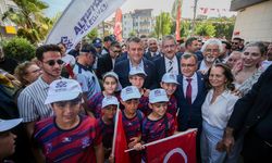 BALIKESİR - CHP Genel Başkanı Özel, Altıeylül ve Karesi belediyelerini ziyaret etti