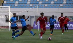 BURDUR - Futbol: Hazırlık maçı