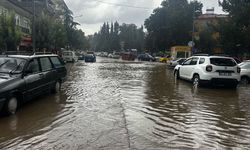 ISPARTA - Sağanak hayatı olumsuz etkiledi