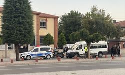 KONYA - Karısını bıçakla öldüren kişi polise teslim oldu