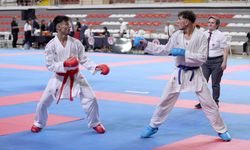 SİVAS - Karate Türkiye Şampiyonası ve milli takım seçmeleri başladı