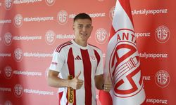 ANTALYA - Antalyaspor, Petrusenko ile Abdurrahim Dursun için imza töreni düzenledi