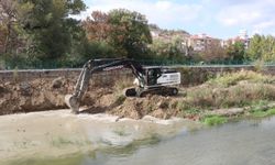 Samsun'da yağış dönemi öncesi ırmak ve dere yataklarının temizliğine başlandı