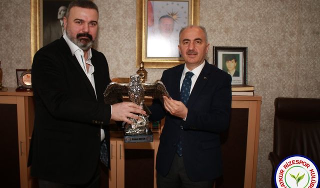Rize Belediye Başkanı ve Meclis Üyesi Adayları Çaykur Rizespor Kulübünü Ziyaret Etti