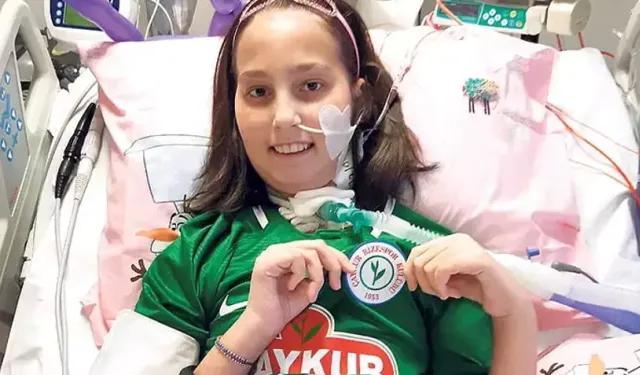 5,5 Yıldır Kalp Nakli Bekleyen 16 Yaşındaki Esila Solunum Destek Cihazına Bağlandı