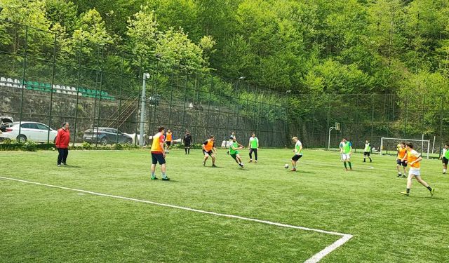 Hemşin Kaymakamlığı 19 Mayıs Atatürk Kupası Futbol Turnuvası düzenliyor