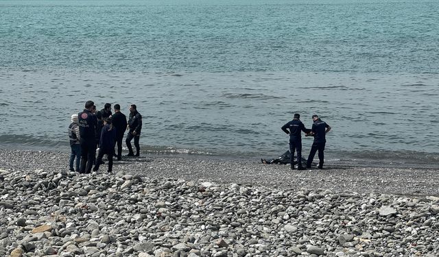 Zonguldak'ın Kilimli İlçesi Sahilinde Kadın Cesedi Bulundu