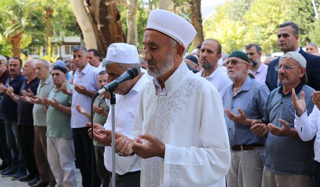 Amasya'da Ayşenur Ezgi Eygi için gıyabi cenaze namazı kılındı